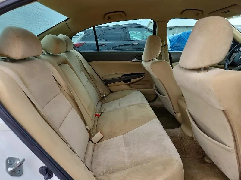 2010 HONDA ACCORD LX  