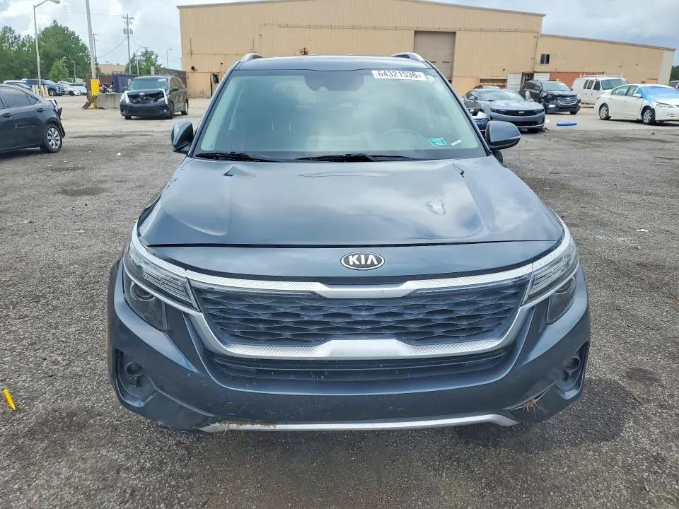 2021 KIA SELTOS S  