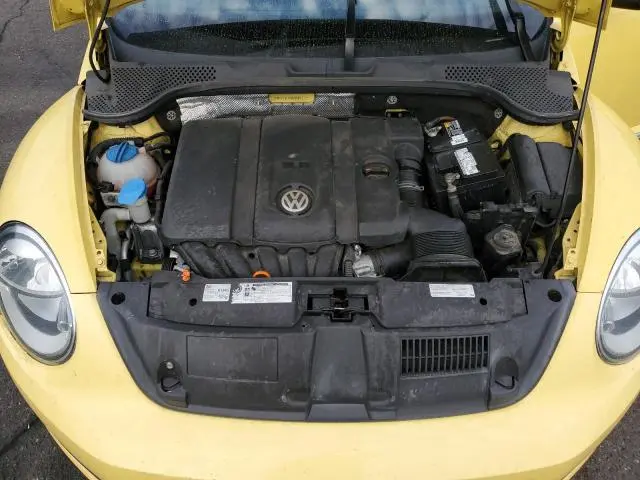 2012 VOLKSWAGEN BEETLE   