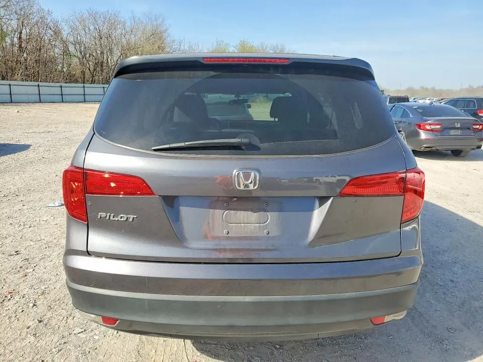 2016 HONDA PILOT LX  
