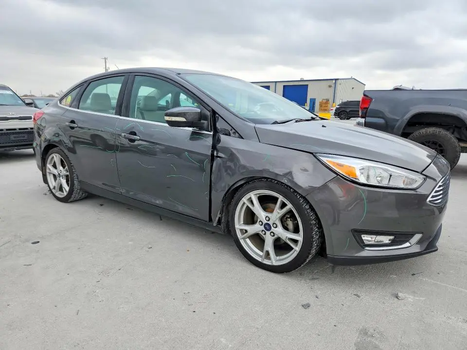 2016 FORD FOCUS TITANIUM  
