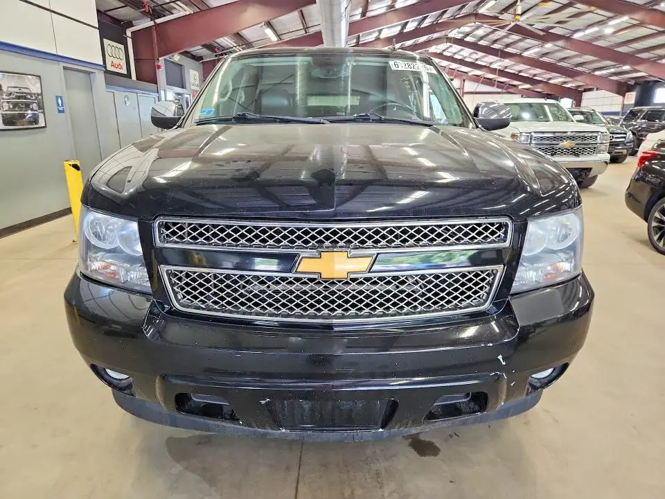 2014 CHEVROLET SUBURBAN C1500 LTZ  