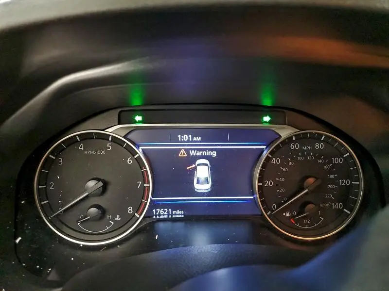 2025 NISSAN ALTIMA SV  