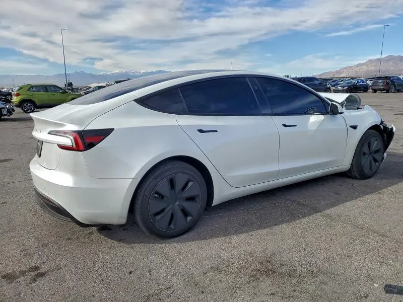 2025 TESLA MODEL 3   