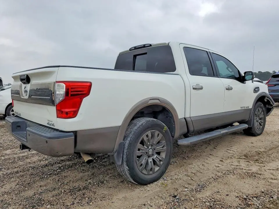 2017 NISSAN TITAN PLATINUM RESERVE  
