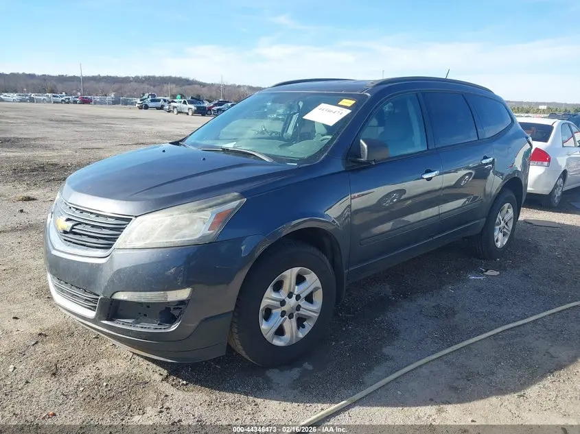 2013 CHEVROLET TRAVERSE LS