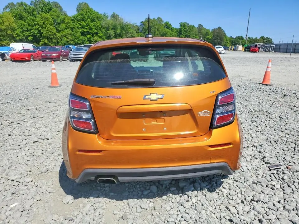 2017 CHEVROLET SONIC LT  