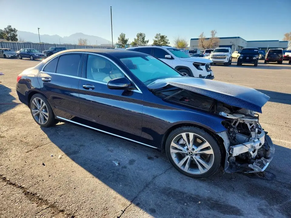 2018 MERCEDES-BENZ C 300  