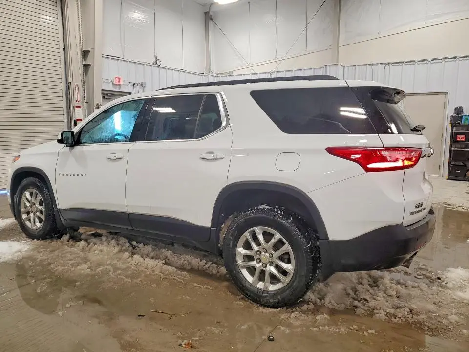 2020 CHEVROLET TRAVERSE LT  