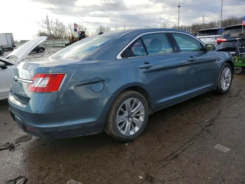 2010 FORD TAURUS LIMITED  