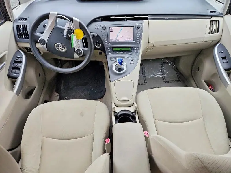 2011 TOYOTA PRIUS THREE  