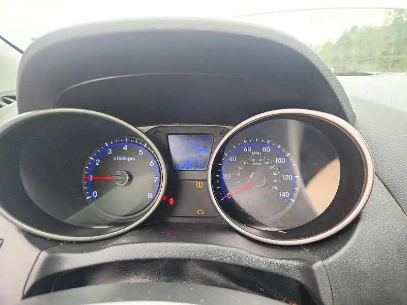 2012 HYUNDAI TUCSON GLS  