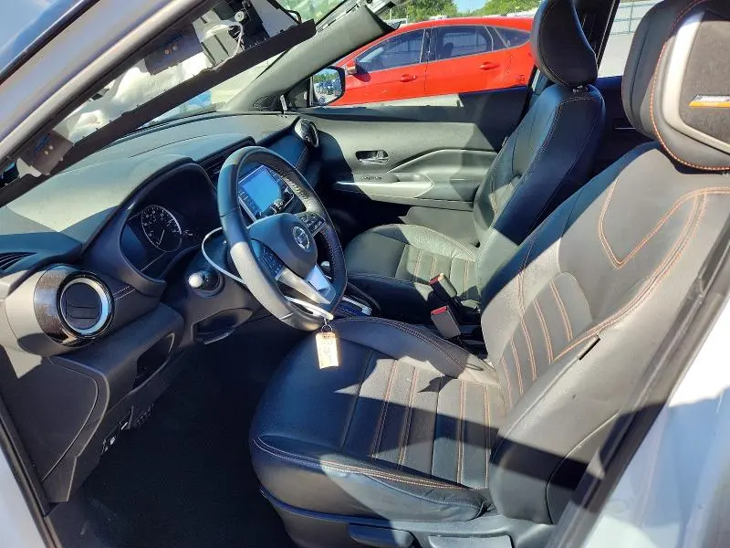 2020 NISSAN KICKS SR  
