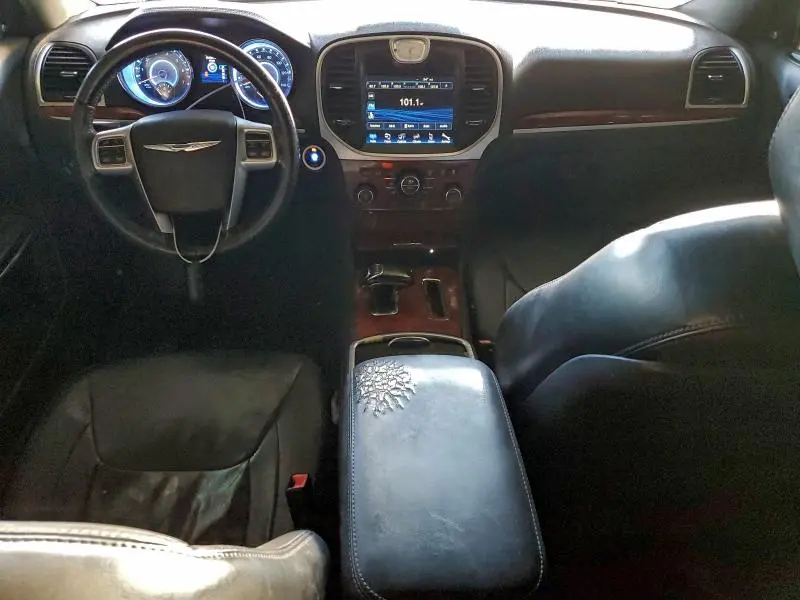 2012 CHRYSLER 300 LIMITED  