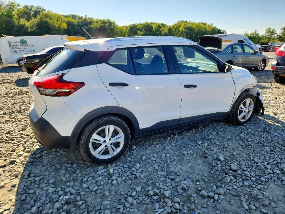 2019 NISSAN KICKS S  