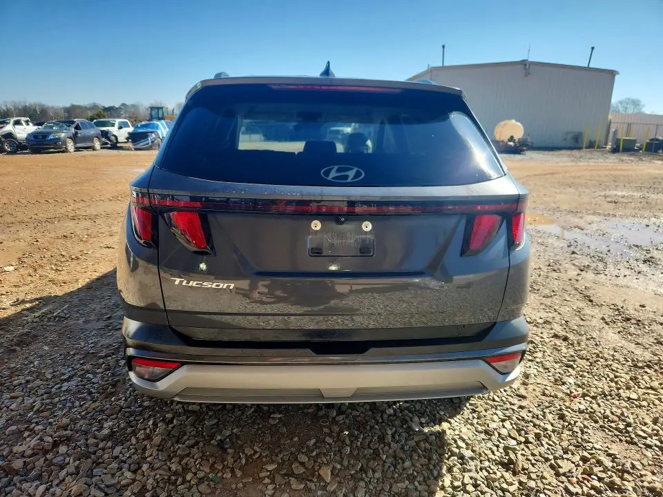 2025 HYUNDAI TUCSON SEL  