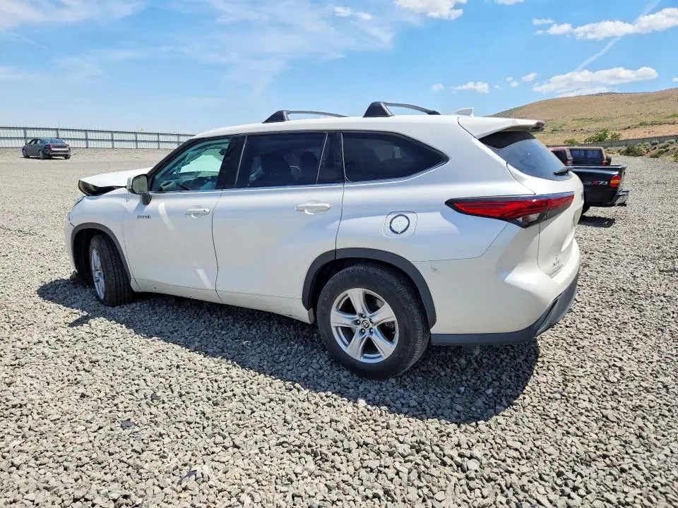 2021 TOYOTA HIGHLANDER HYBRID LE  