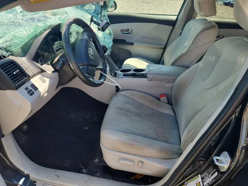 2014 TOYOTA VENZA LE  