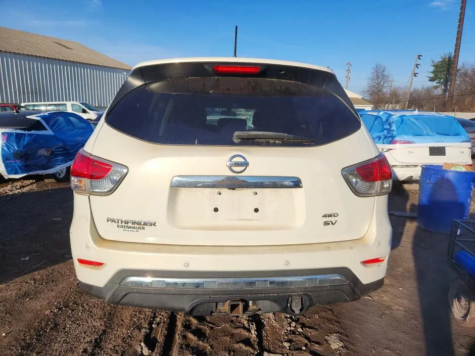 2014 NISSAN PATHFINDER S  