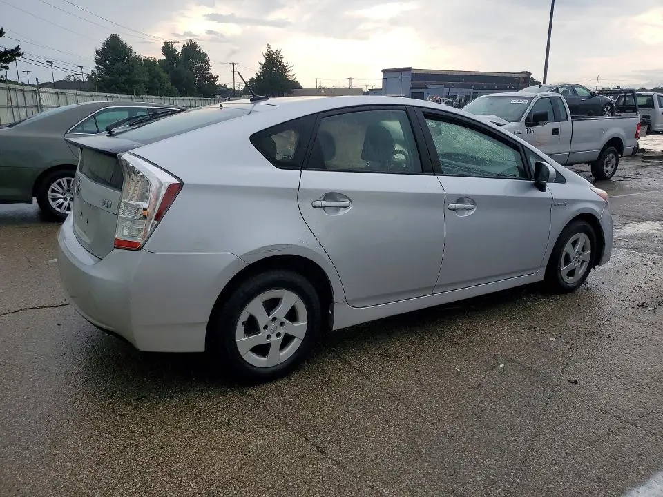 2010 TOYOTA PRIUS II  