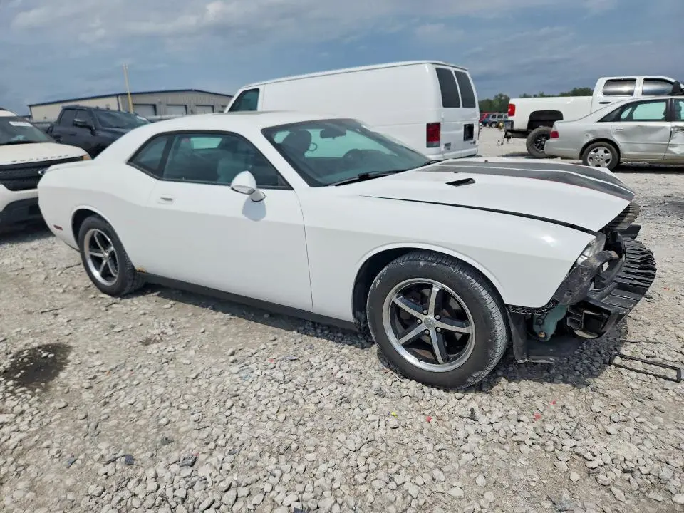 2010 DODGE CHALLENGER SE  