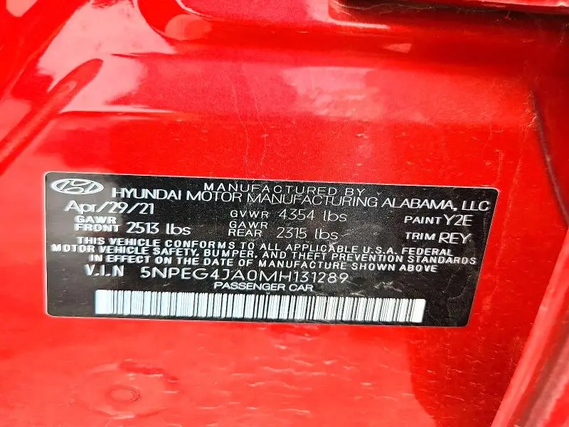2021 HYUNDAI SONATA SE  