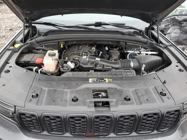 2024 JEEP GRAND CHEROKEE L LAREDO  