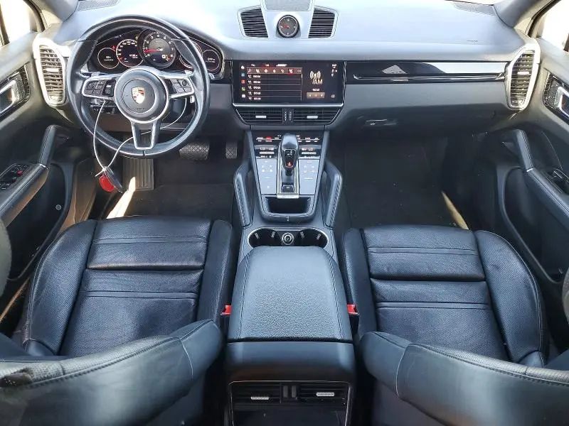 2023 PORSCHE CAYENNE BASE/PLATINUM EDITION  