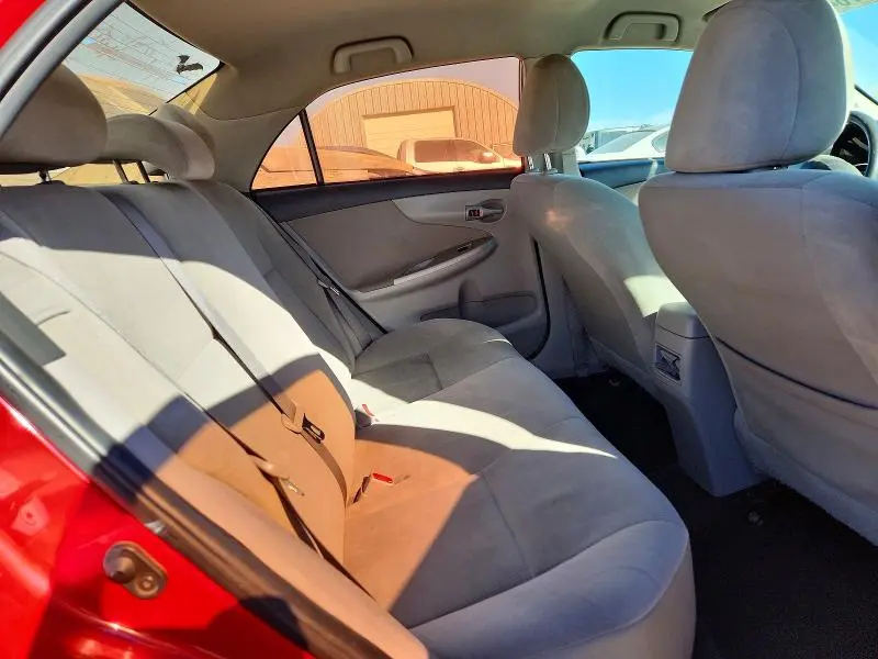 2011 TOYOTA COROLLA LE  