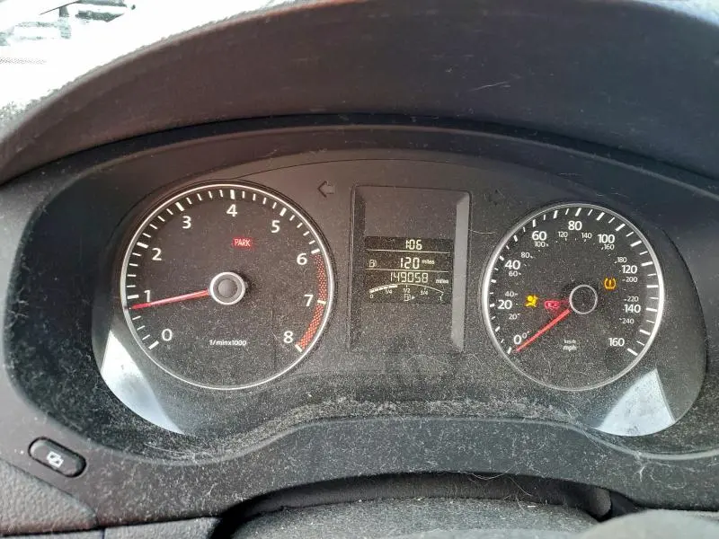 2012 VOLKSWAGEN JETTA SE  