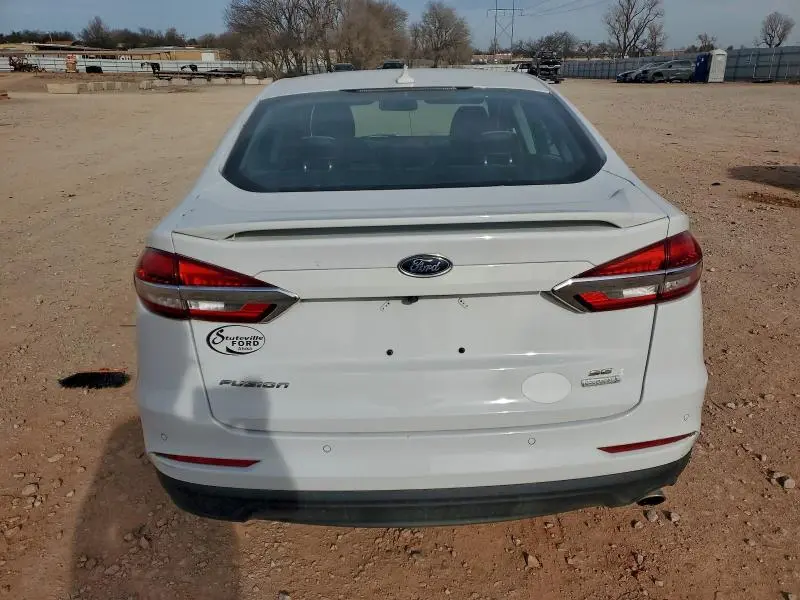 2019 FORD FUSION SE  