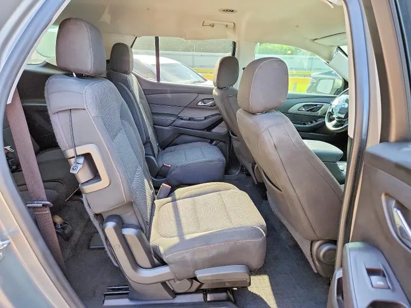 2019 CHEVROLET TRAVERSE LT  