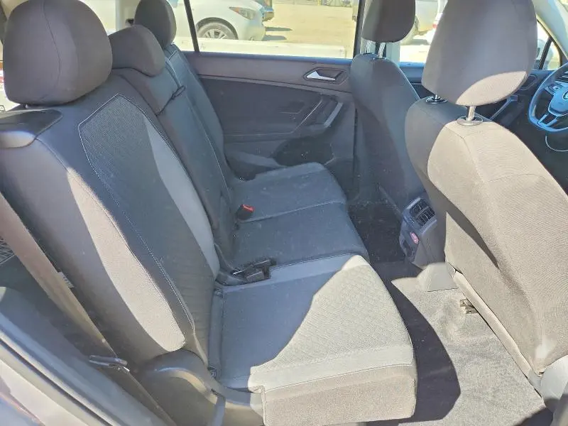 2021 VOLKSWAGEN TIGUAN S  