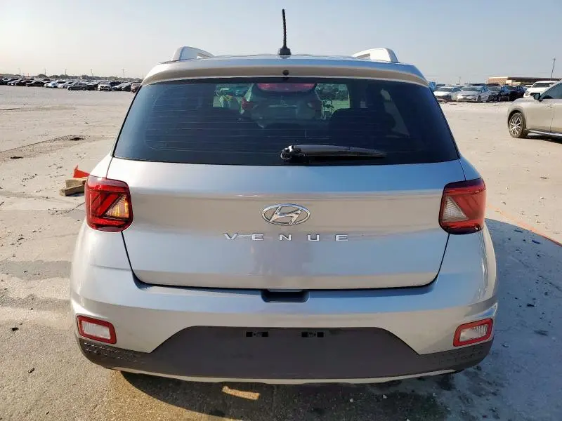 2024 HYUNDAI VENUE SEL  
