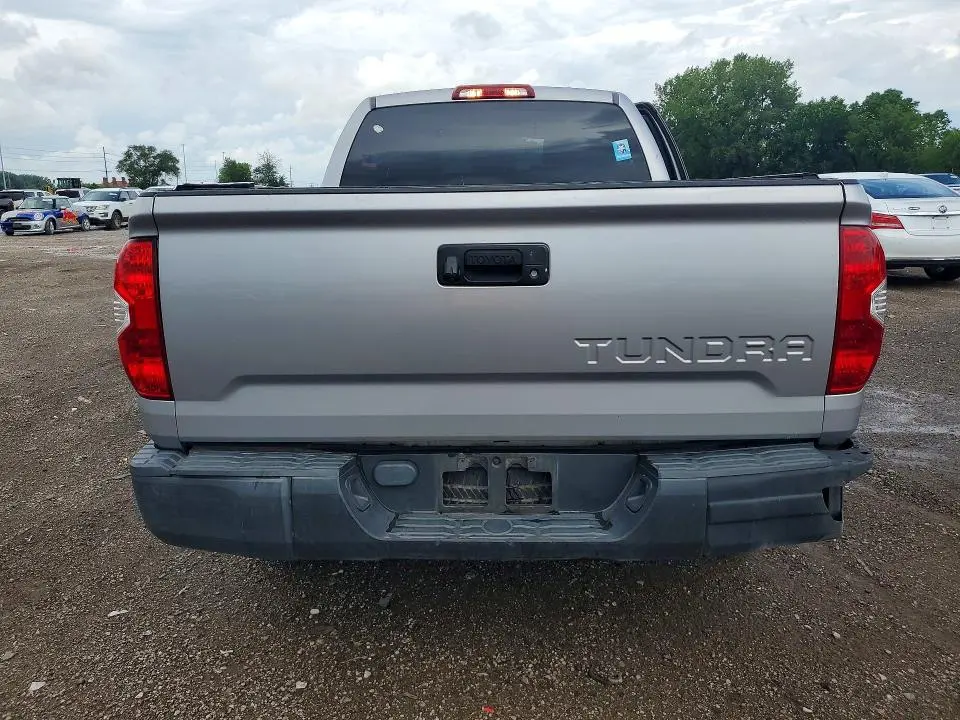 2015 TOYOTA TUNDRA SR  