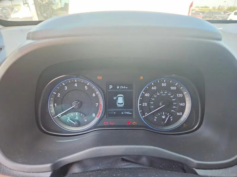 2019 HYUNDAI KONA SE  