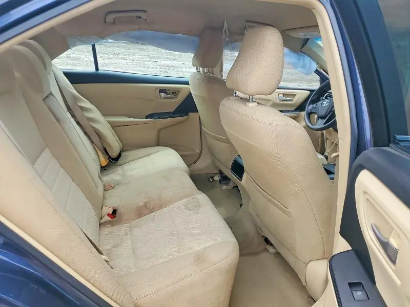 2015 TOYOTA CAMRY LE  