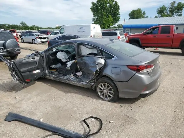 2019 HYUNDAI SONATA SE  