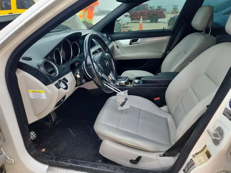 2013 MERCEDES-BENZ C 250  