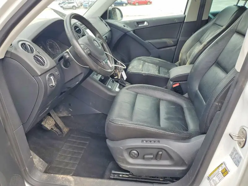2017 VOLKSWAGEN TIGUAN SPORT  