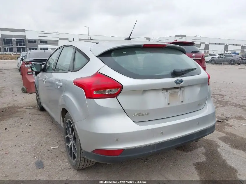 2017 FORD FOCUS SEL