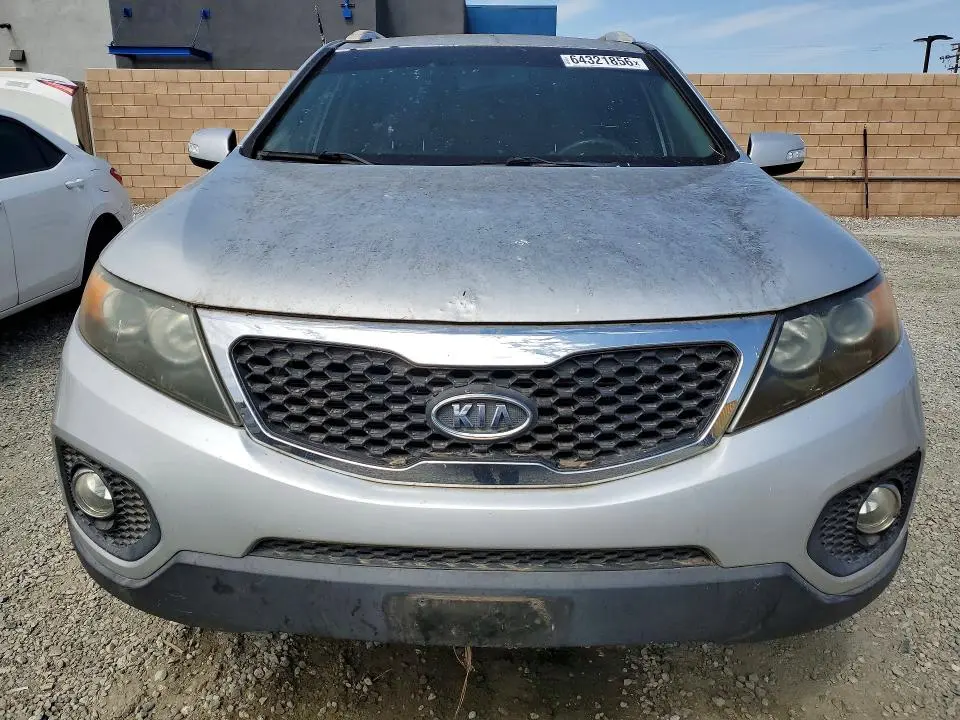 2011 KIA SORENTO LX  