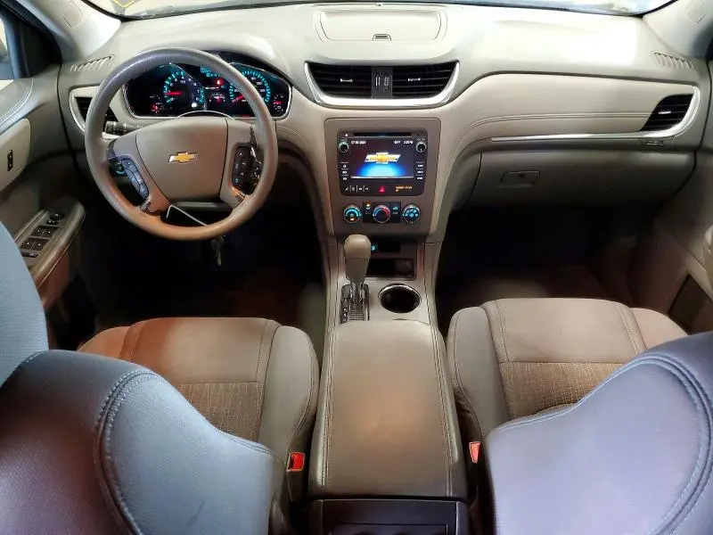 2013 CHEVROLET TRAVERSE LS  