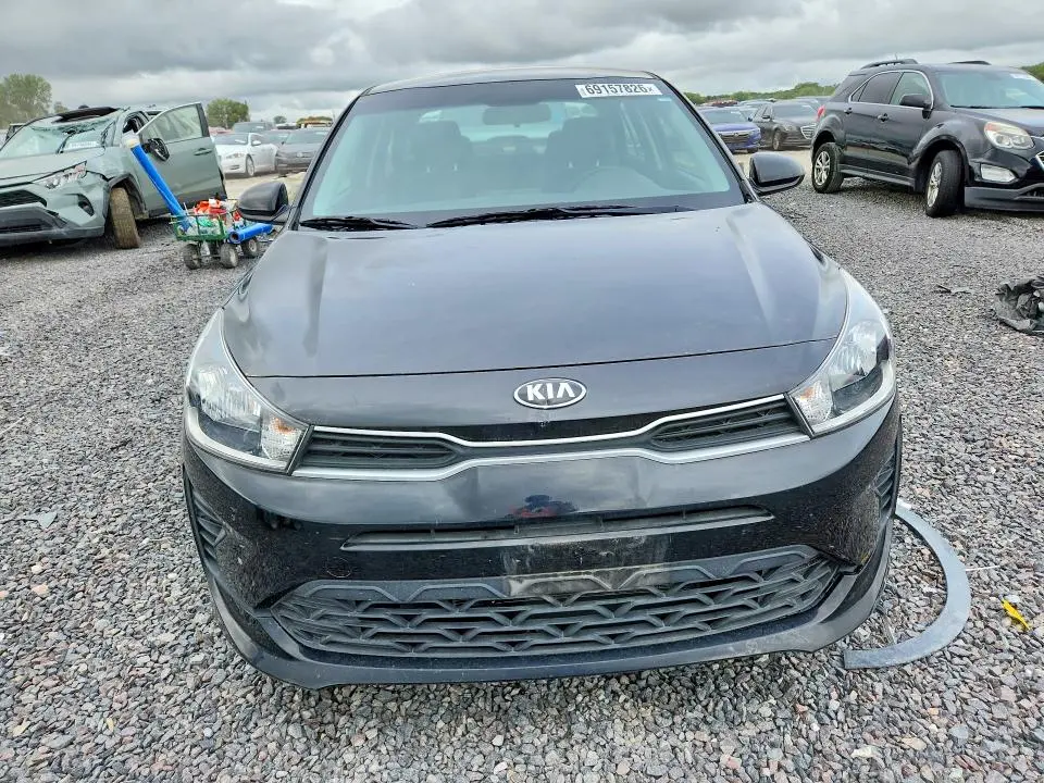 2021 KIA RIO LX  