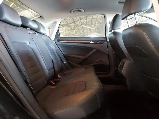 2014 VOLKSWAGEN PASSAT SEL  