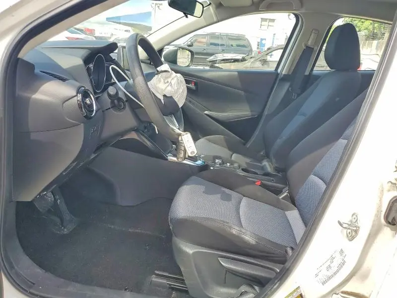 2017 TOYOTA YARIS IA BASE  