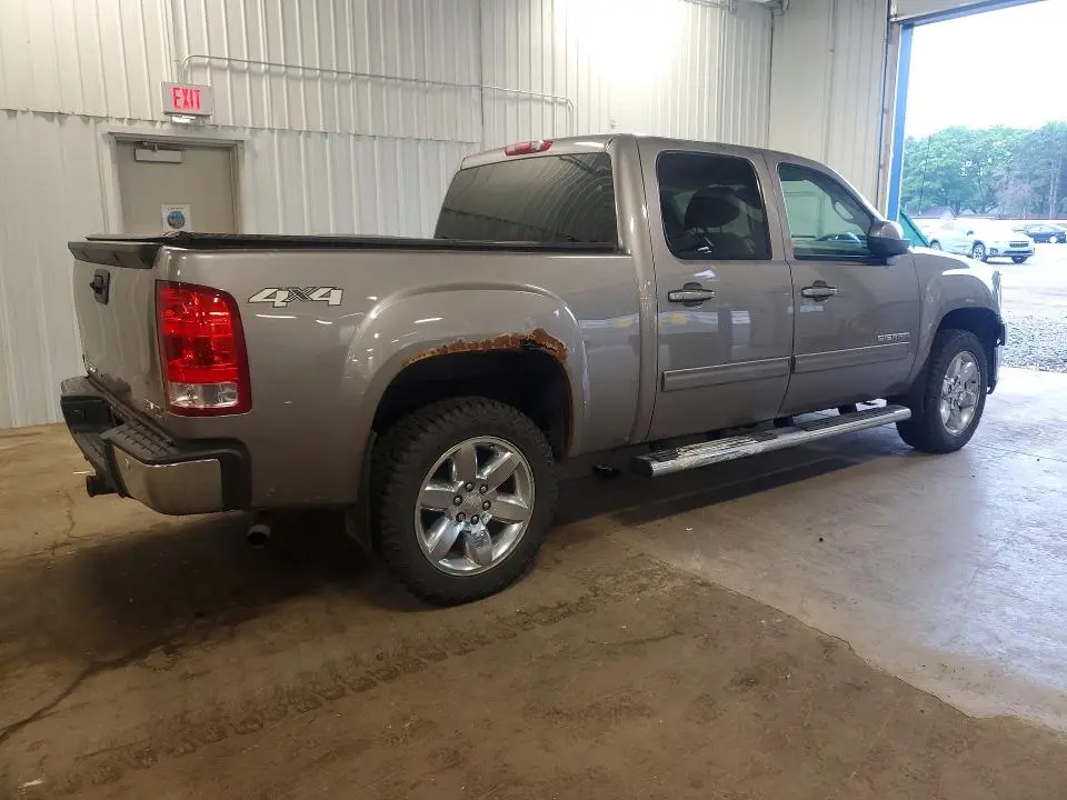 2013 GMC SIERRA K1500 SLT  