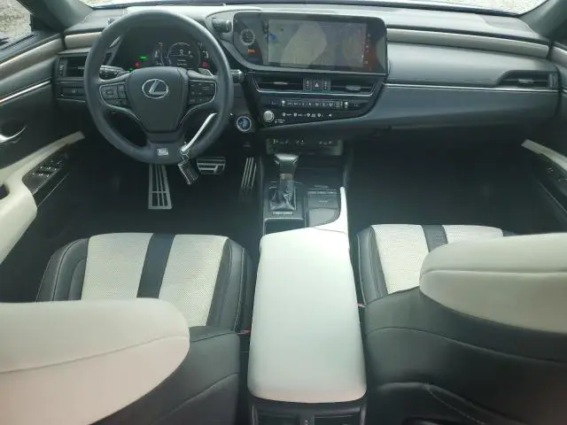 2022 LEXUS ES 300H BASE  