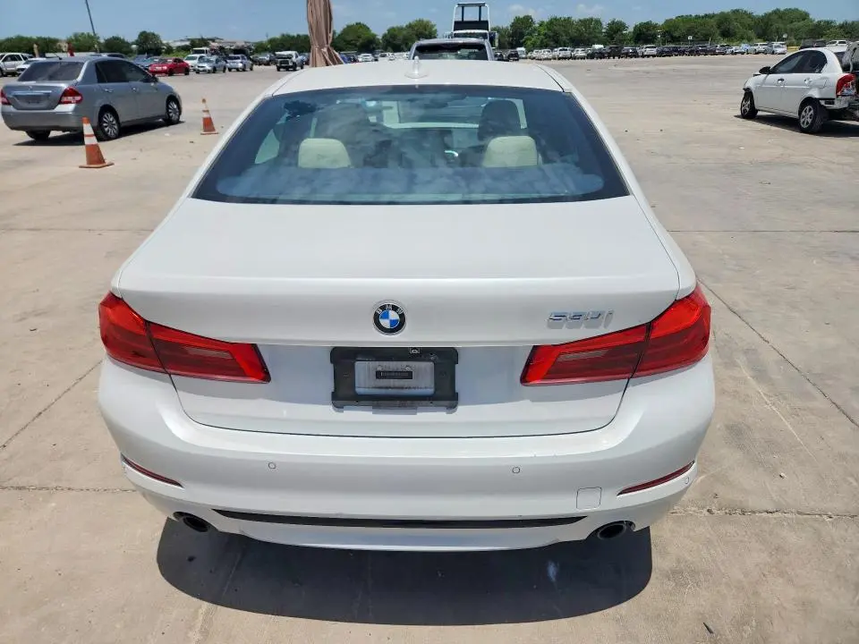 2019 BMW 530 I  