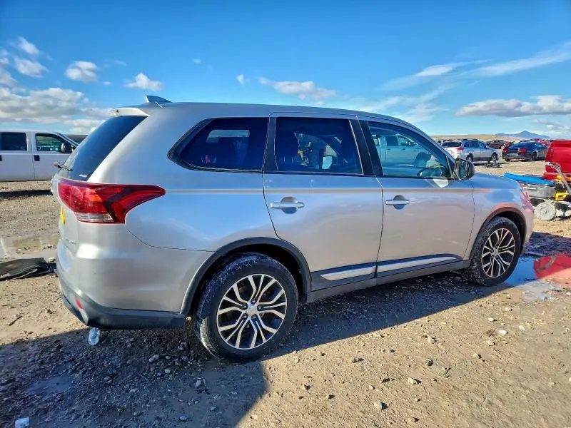 2018 MITSUBISHI OUTLANDER SE  